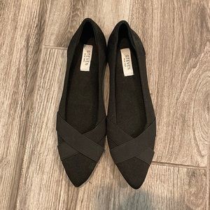 Black Pointed Toe Ballet Flats